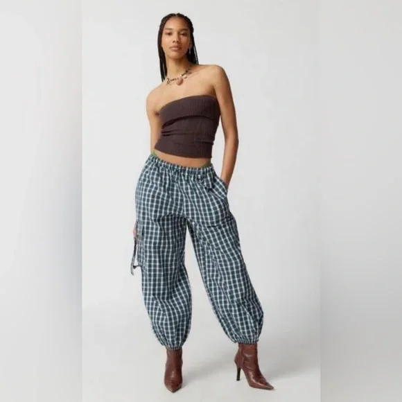 Urban Outfitters Jana Printed Balloon Cargo Pants Green Plaid Medium NWT